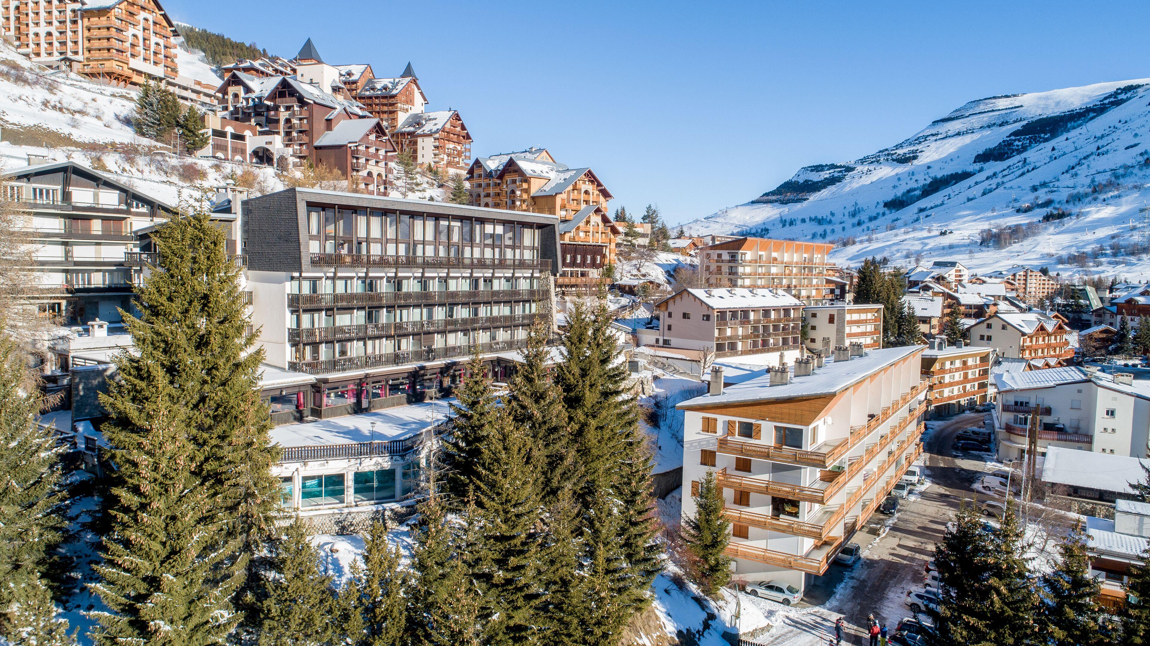 Royal Ours Blanc Boutique Hotel & Spa Alpe d'Huez Bagian luar foto
