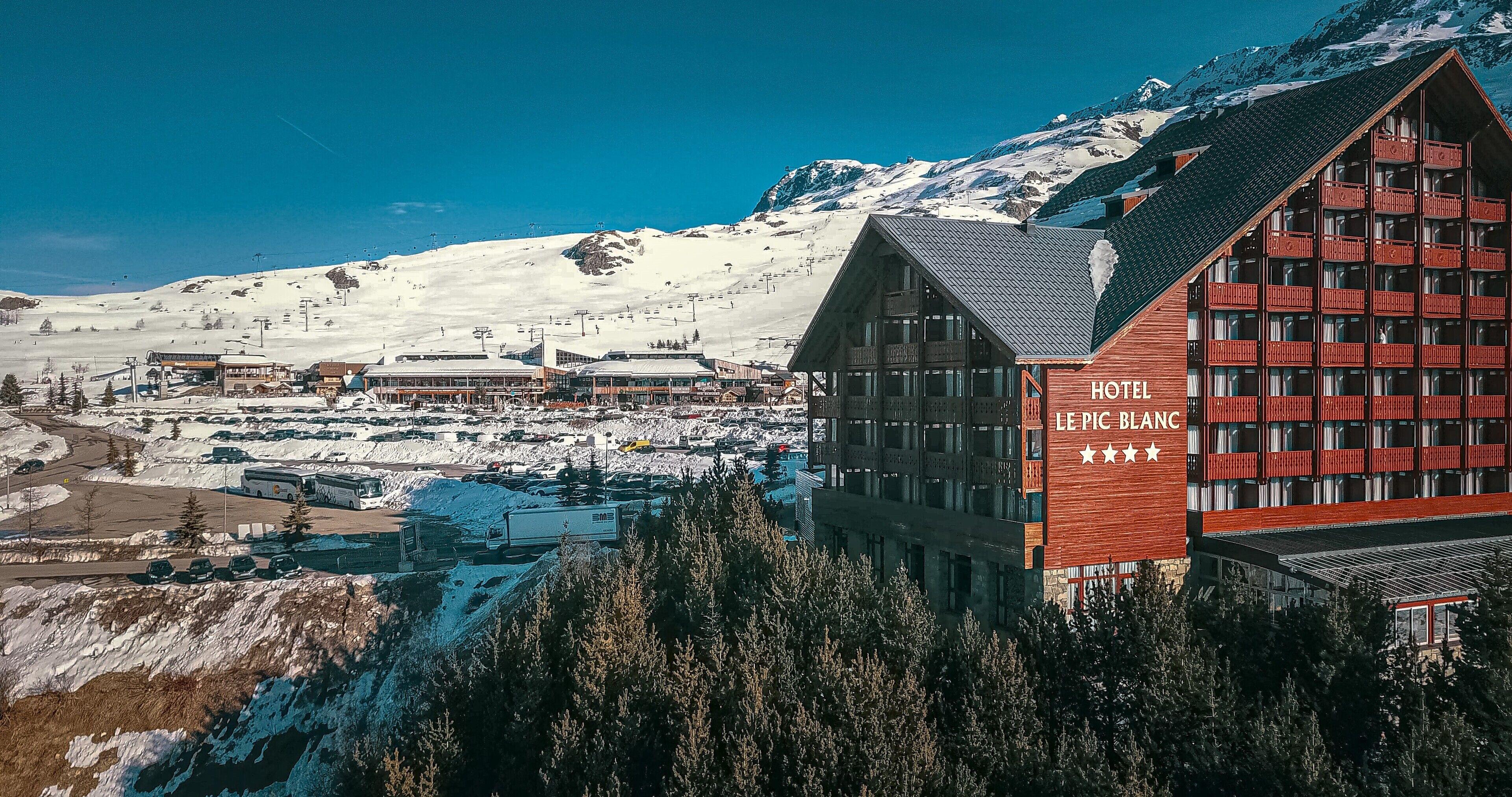 Royal Ours Blanc Boutique Hotel & Spa Alpe d'Huez Bagian luar foto