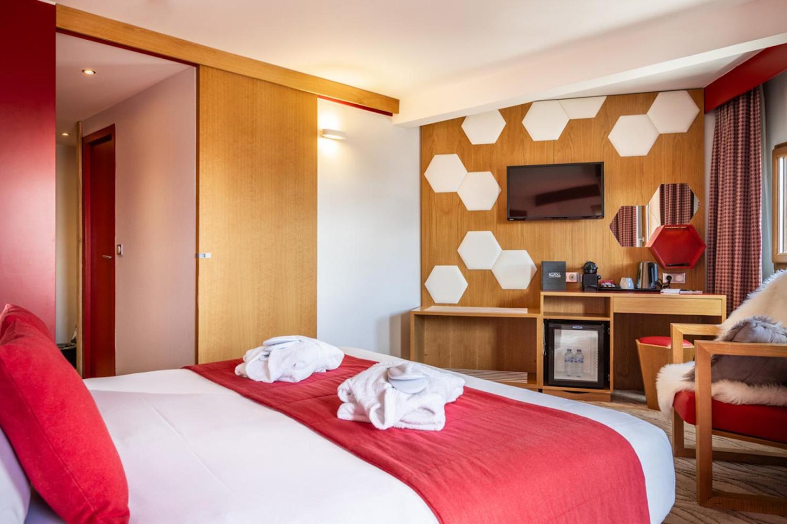 Royal Ours Blanc Boutique Hotel & Spa Alpe d'Huez Ruang foto