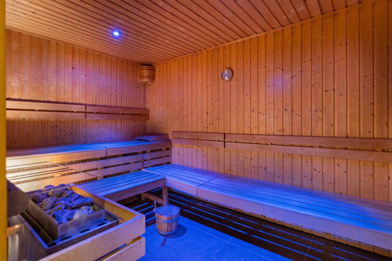 Royal Ours Blanc Boutique Hotel & Spa Alpe d'Huez Bagian luar foto